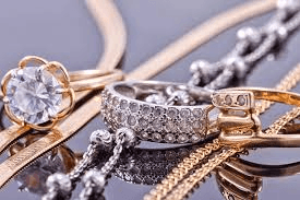 elegant-jewelry-woman